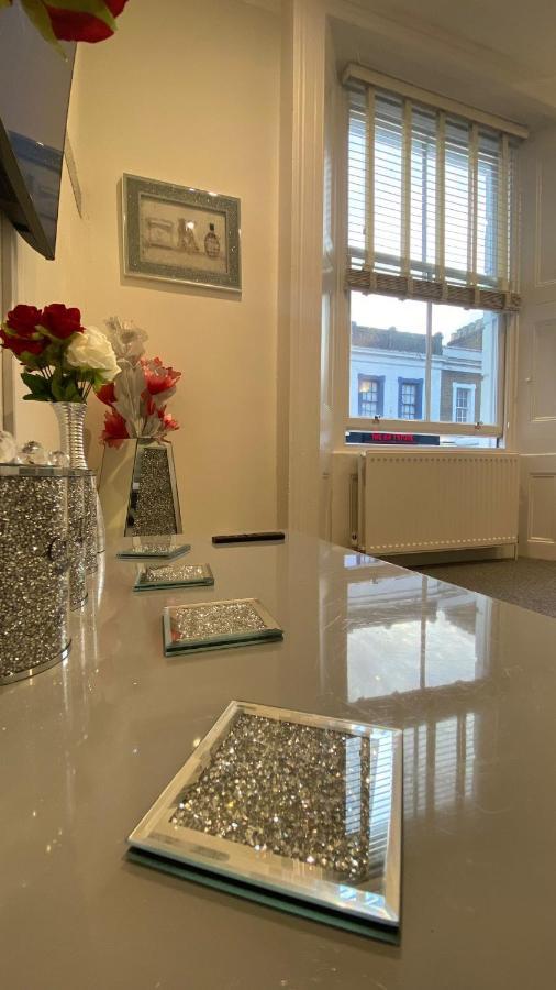 2 Notting Hill Portobello Road Amazing Location! ロンドン エクステリア 写真